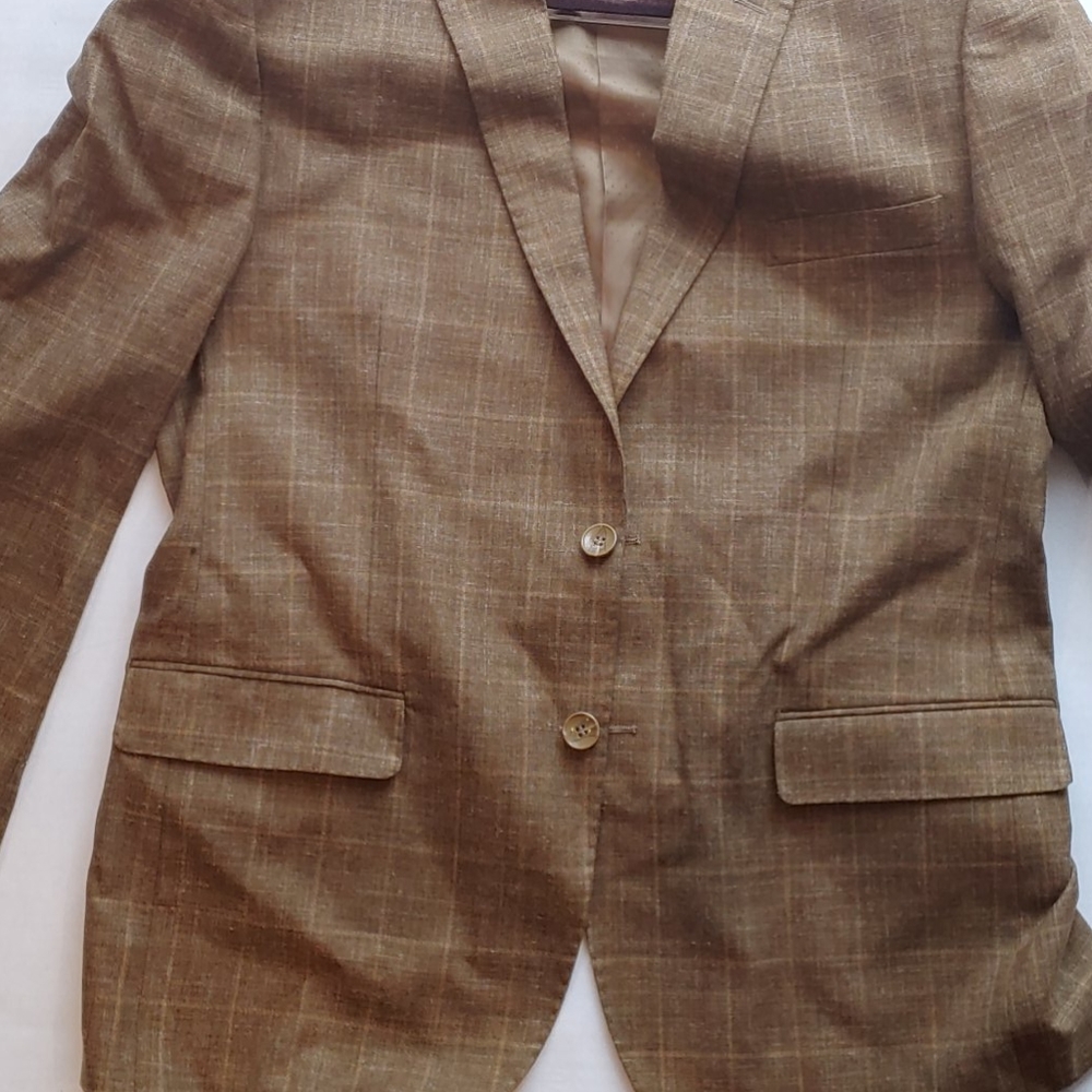 Blazer - Picture 2 of 4